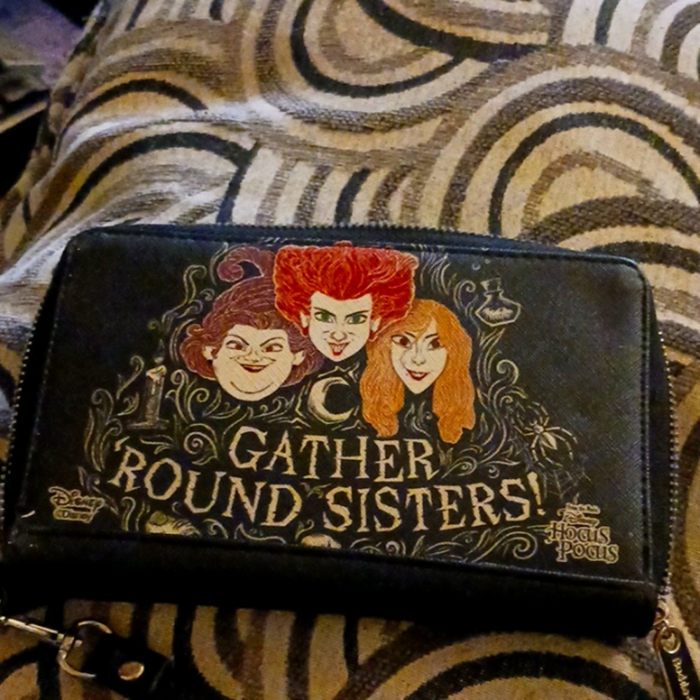 Buckle Down Hocus Pocus wallet
